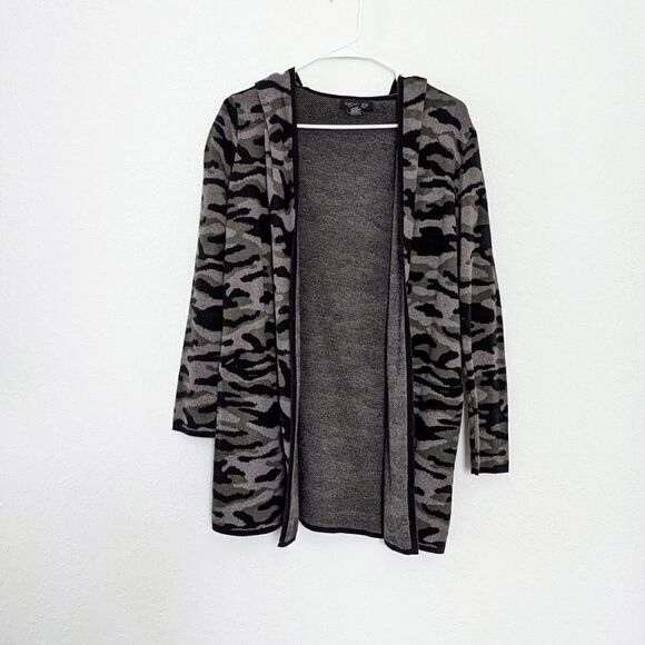 Women's Rachel Zoe Hooded Cardigan Sweater Green Black Camo Print Small Pockets - Picture 1 of 10